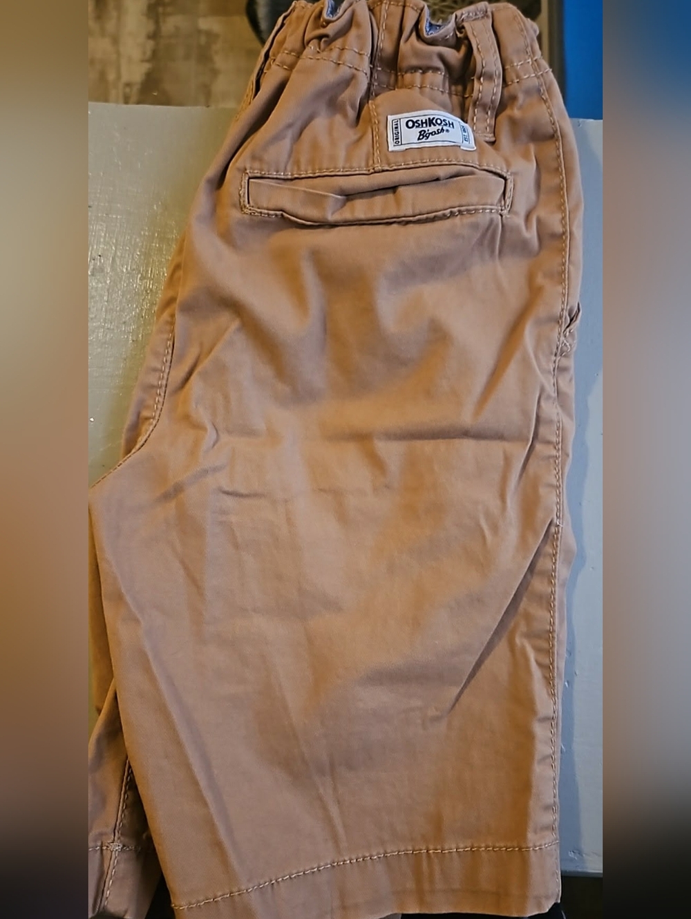 OshKosh B'gosh Tan Boys Shorts- Khaki - Size 7/7A
